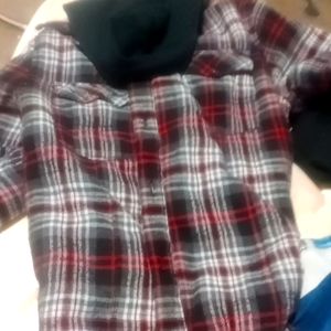A micros flannel jacket size XL